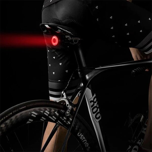 SmartLight - lumină inteligentă pentru bicicletă 